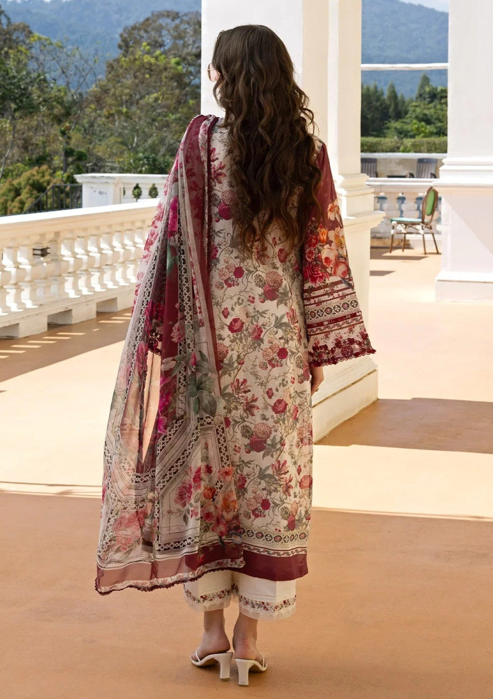 Elaaf Ruby Lady  03-Piece Embroidered Lawn Suit - Ready To Wear