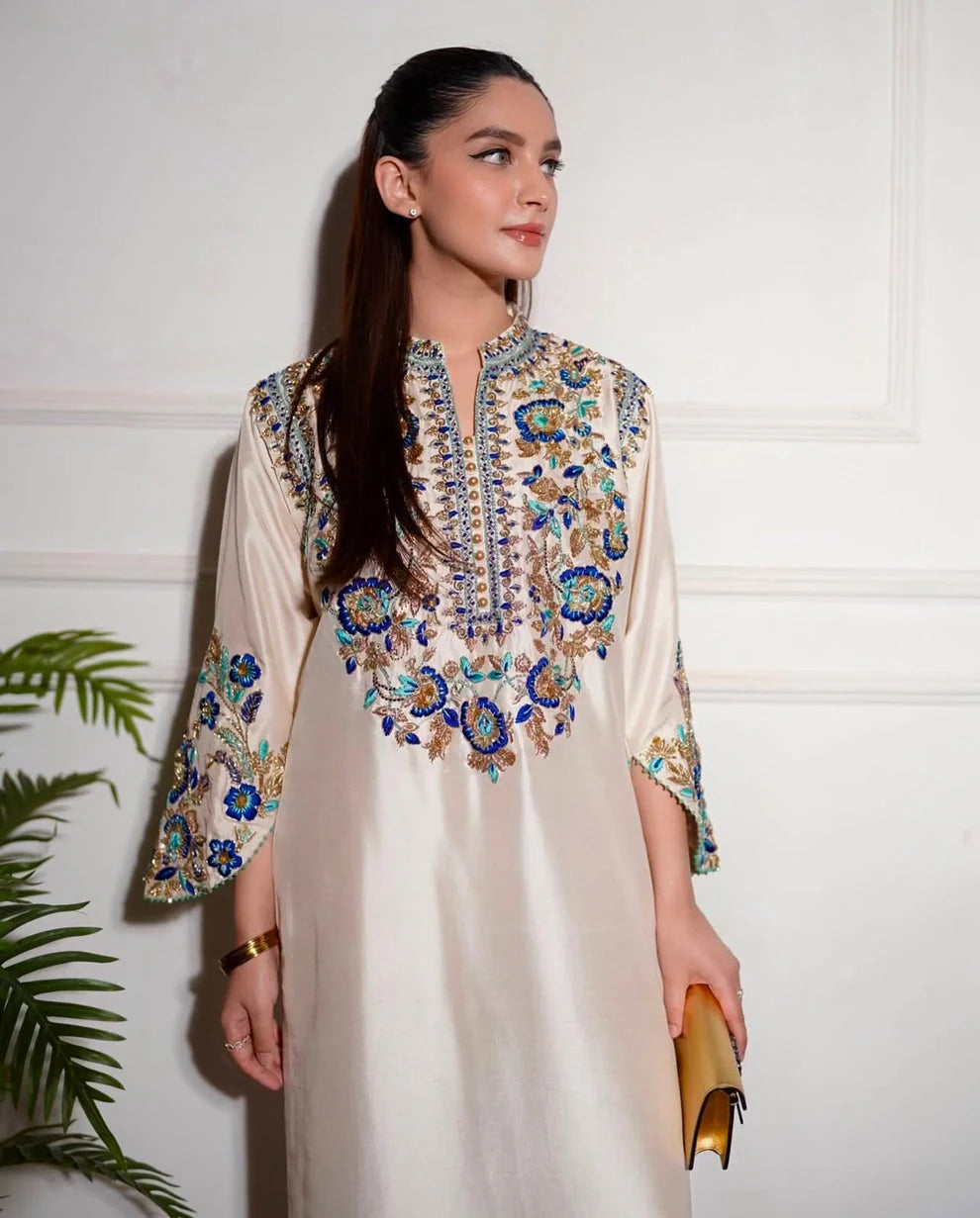Alizeh Saad  Row Silk Hand Embellished 03 Piece Suit- Ready To Wear
