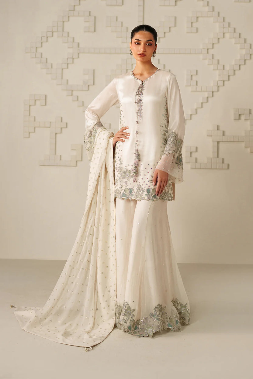 Moon light Ivory: Embroidered Chiffon 03 Peace Suit -  Ready To Wear