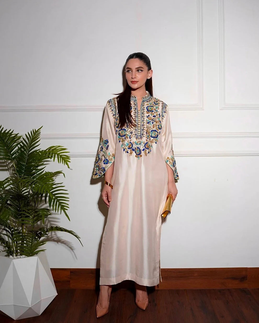 Alizeh Saad  Row Silk Hand Embellished 03 Piece Suit- Ready To Wear