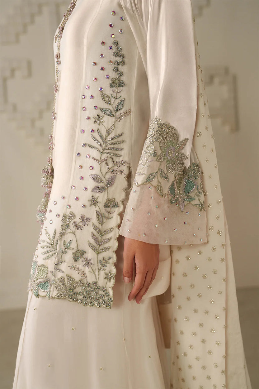 Moon light Ivory: Embroidered Chiffon 03 Peace Suit -  Ready To Wear