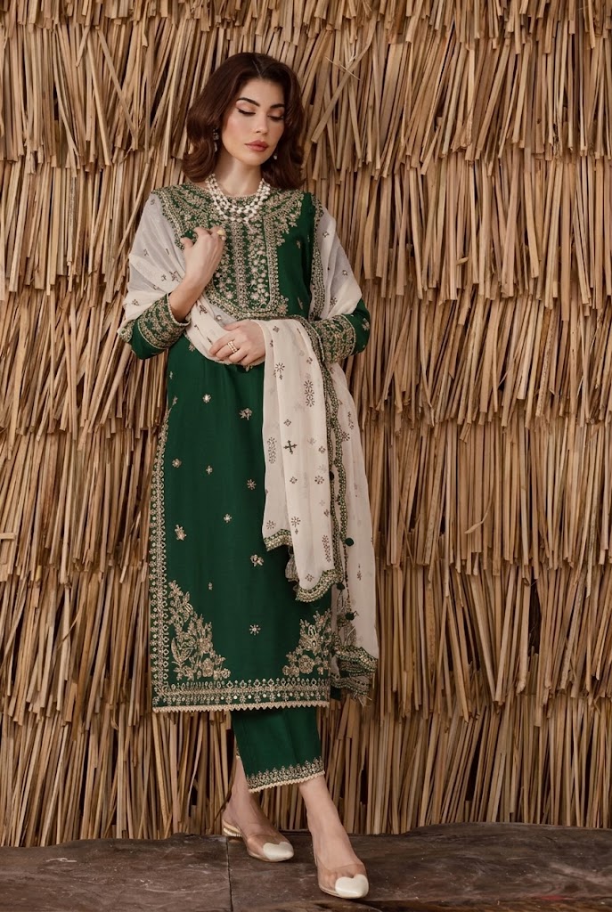 03-Piece Chiffon Suit With Embroidery - Ready To Wear