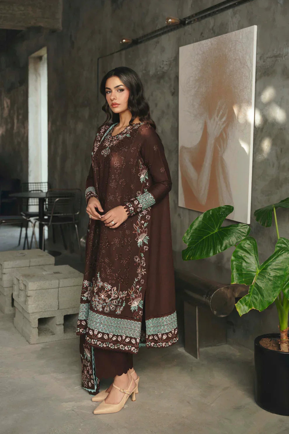 03-Lawn Suit With Thready Embroidery | Ready To Wear