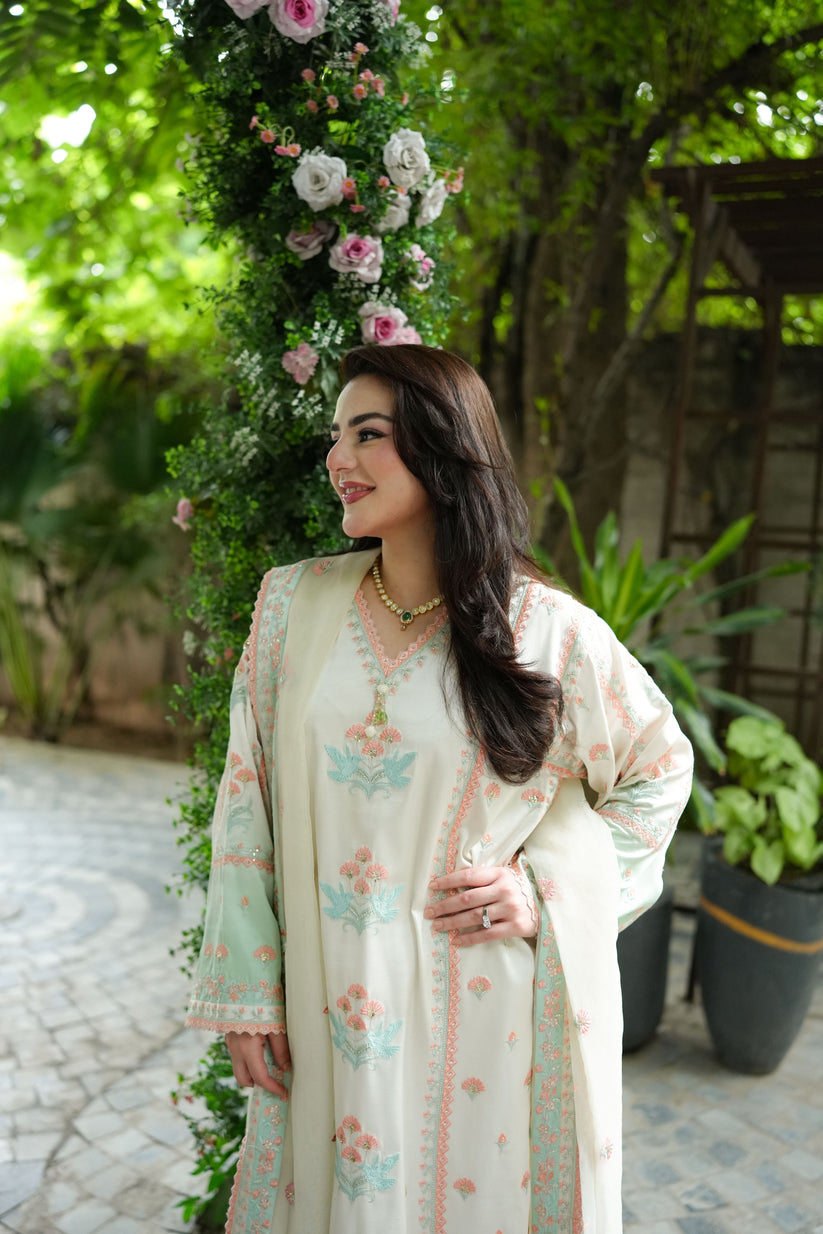 Aneelas Shamoz Silk Embroidered Organza Duppata 03 Piece Suit- Ready To Wear