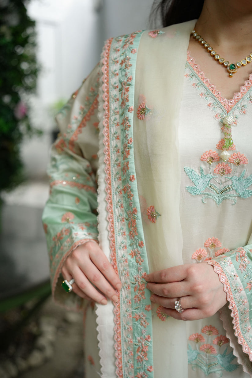 Aneelas Shamoz Silk Embroidered Organza Duppata 03 Piece Suit- Ready To Wear
