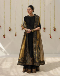 Maria B Luxury Silk Kaftan With Sheesha Silk Dupatta 03 Piece Suit- Ready To Wear