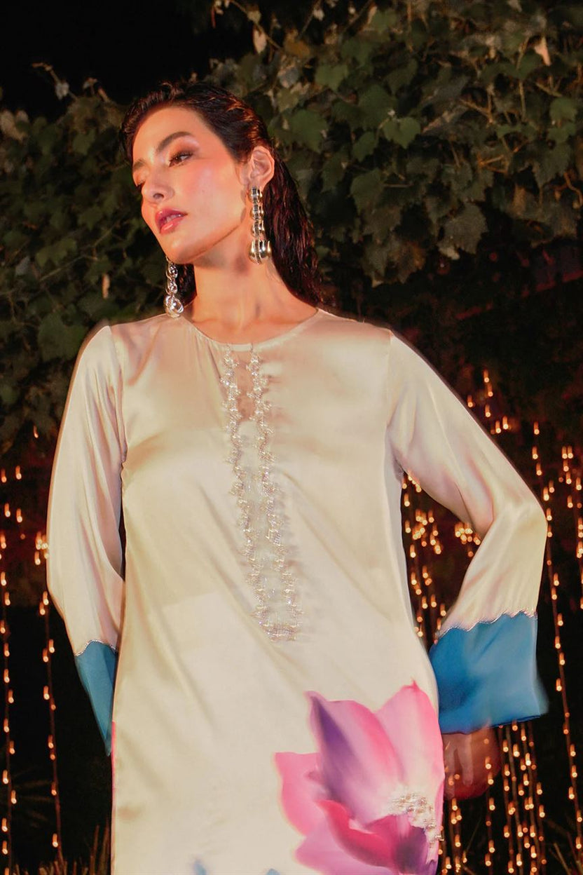 Lulusar Luxury Silk Embroidered 03 Peace Suit - Ready To Wear