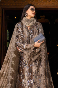 03-Piece Embroidered Velvet Suit- Ready To Wear