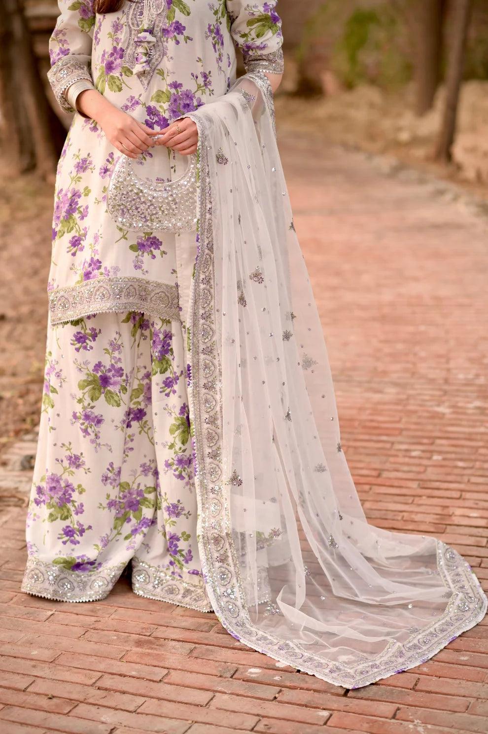 Aneelas Embroidered Lawn 3 Piece suit - Ready To Wear
